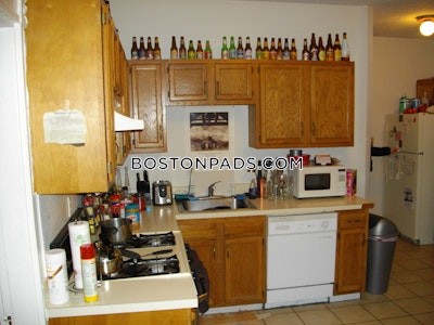 Allston/brighton Border 4 Beds 1 Bath Boston - $3,900 No Fee