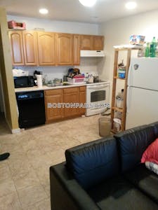 Northeastern/symphony 3 Bed 1 Bath on Hammond St in BOSTON Boston - $4,000 No Fee