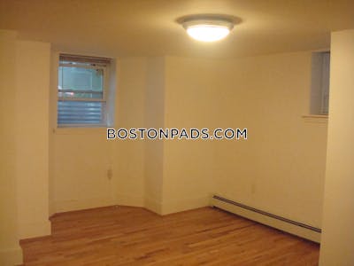 Cambridge Nice 1 Bed 1 Bath available 9/1 on Hancock St. in Cambridge   Central Square/cambridgeport - $2,500