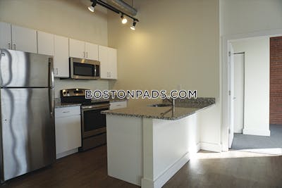 Andover Beautiful 2 Beds 2 Baths Water St - $2,600 No Fee