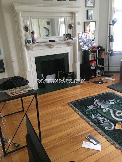 Allston/brighton Border 3 Beds 1 Bath Boston - $3,600 No Fee