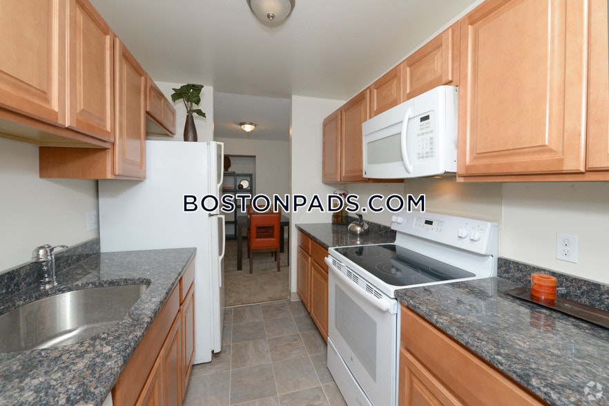 Taunton Apartment For Rent 3 Bedrooms 2 Baths 1 695